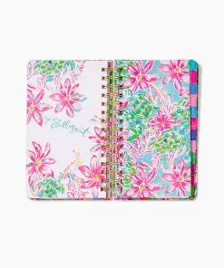 Lilly Pulitzer Medium 17 Month Agenda (Multi Me & My Zesty) 7 Lilly Pulitzer Medium 17 Month Agenda (Multi Me & My Zesty)