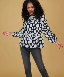 Crosby By Mollie Burch Finley Top (Dancing Dots)
