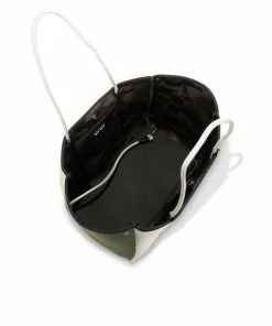 Haute Shore Accessories Greyson Tote (Swank)