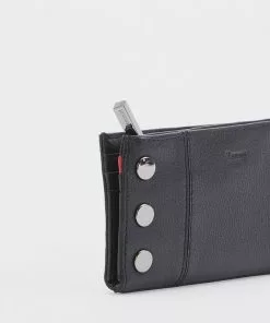 Hammitt Accessories 110 North (Black)