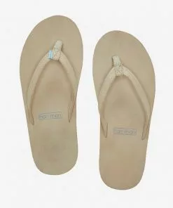 Hari Mari Fields Flip Flops (Multiple Colors) Shoes