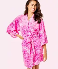 Lilly Pulitzer Elaine Velour Robe (Purposefully Pink)