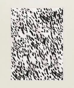 Barefoot Dreams CozyChic Cheetah Print Throw (Cream/Black)