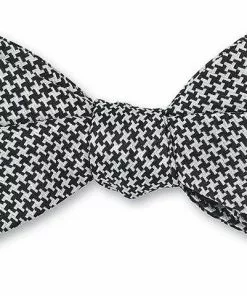 R. Hanauer Black & White Houndstooth Bow Tie Accessories