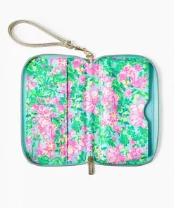 Lilly Pulitzer Tiki Palm Wristlet (Fruity Flamingo Access)