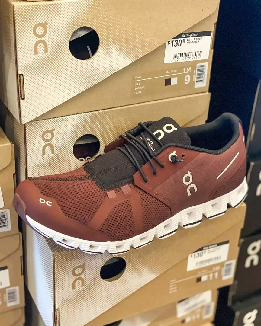 On Cloud Cloud (Ox/White) Shoes 3 On Cloud Cloud (Ox/White) Shoes