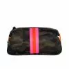 Haute Shore Accessories Kyle Toiletry Bag (Showoff)