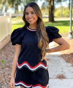 Queen Of Sparkles Wavy Short Set (Black/Red) Tops