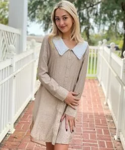 OO Boutique Shirts Dress With Contrast Collar (Beige/White)