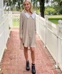 OO Boutique Shirts Dress With Contrast Collar (Beige/White)