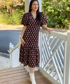 Anna Cate Myers Maxi (Black Print) Dresses