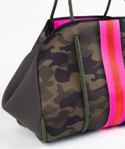 Haute Shore Greyson Tote (Showoff)