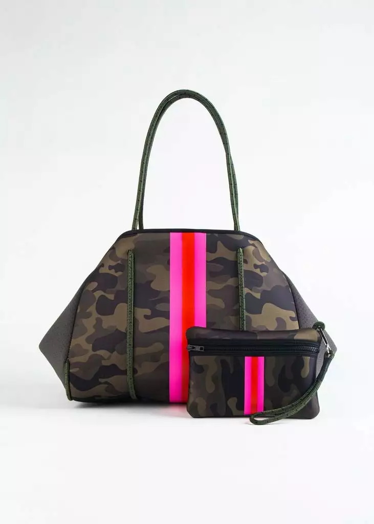 Haute Shore Greyson Tote (Showoff) 5 Haute Shore Greyson Tote (Showoff)