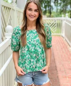 OO Boutique Puff Sleeve Tiered Button Top (Leafy Print)